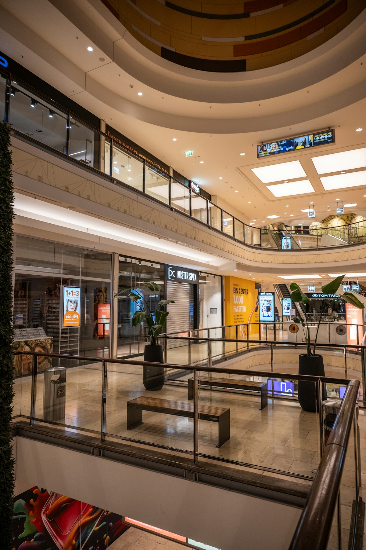 Retail Showroom South Bombay